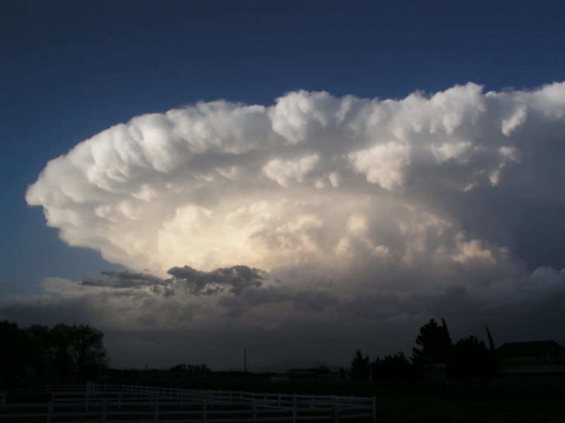 Supercell that dropped hail accumulating to 12 inches on the ground in Chaparral, NM, 2004-04-03, courtesy Greg Lundeen.